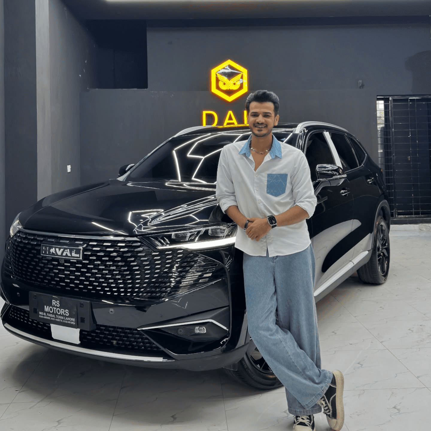 Creator & Client Delivery Lounge