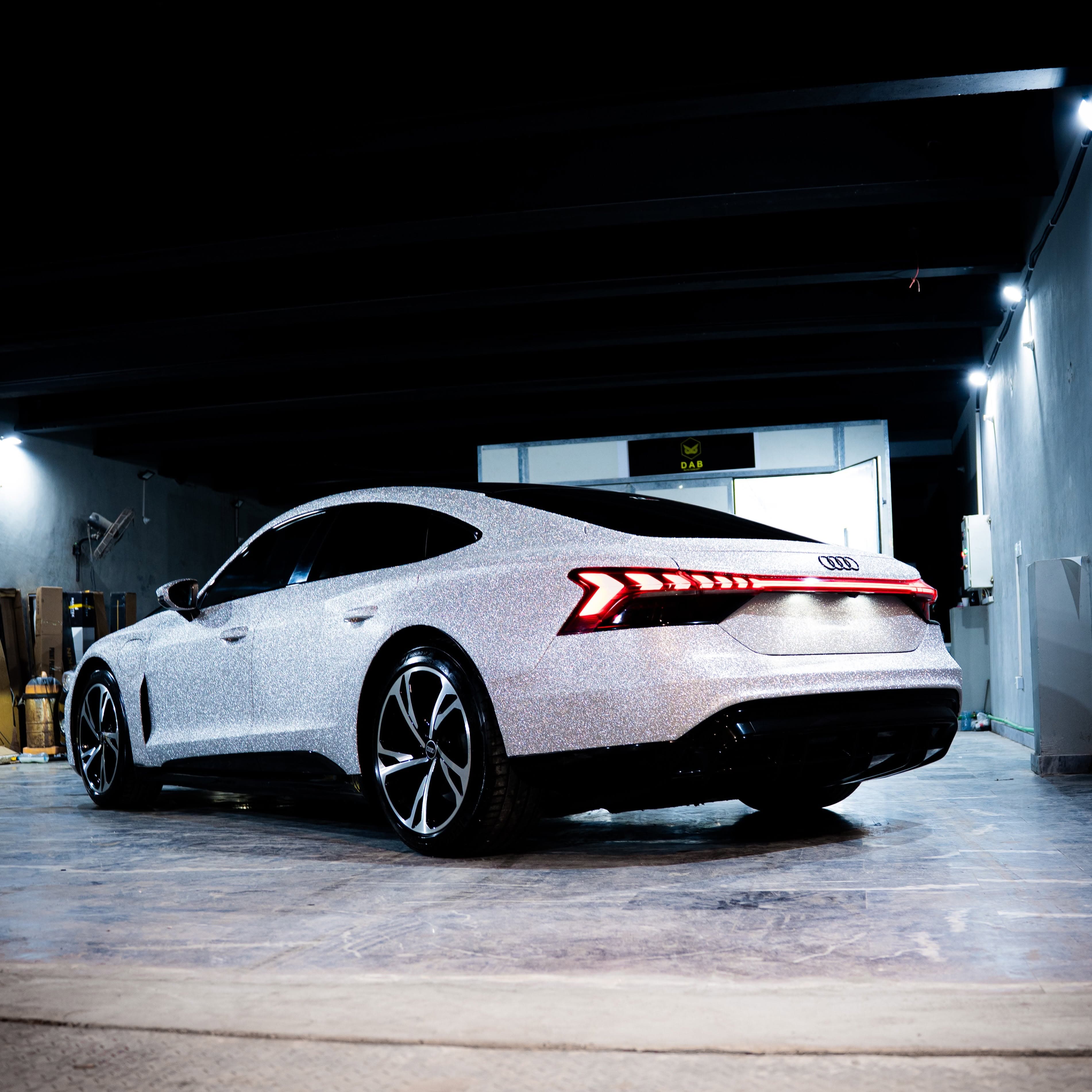 Audi-etron-GT, photo 1